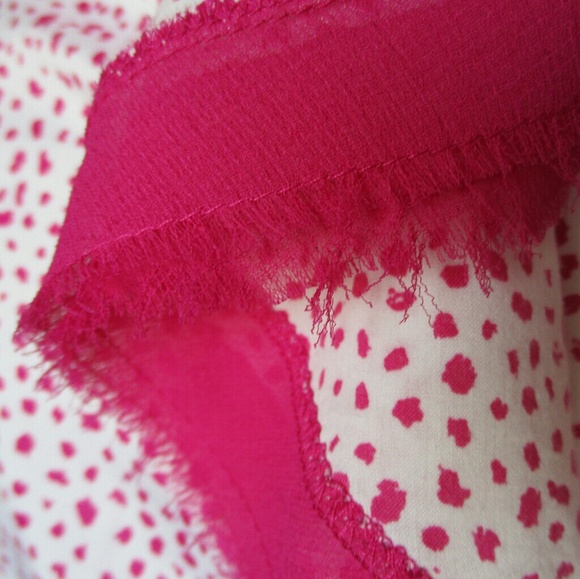 Loft 🌸 Ruffle Dress - Picture 5 of 7